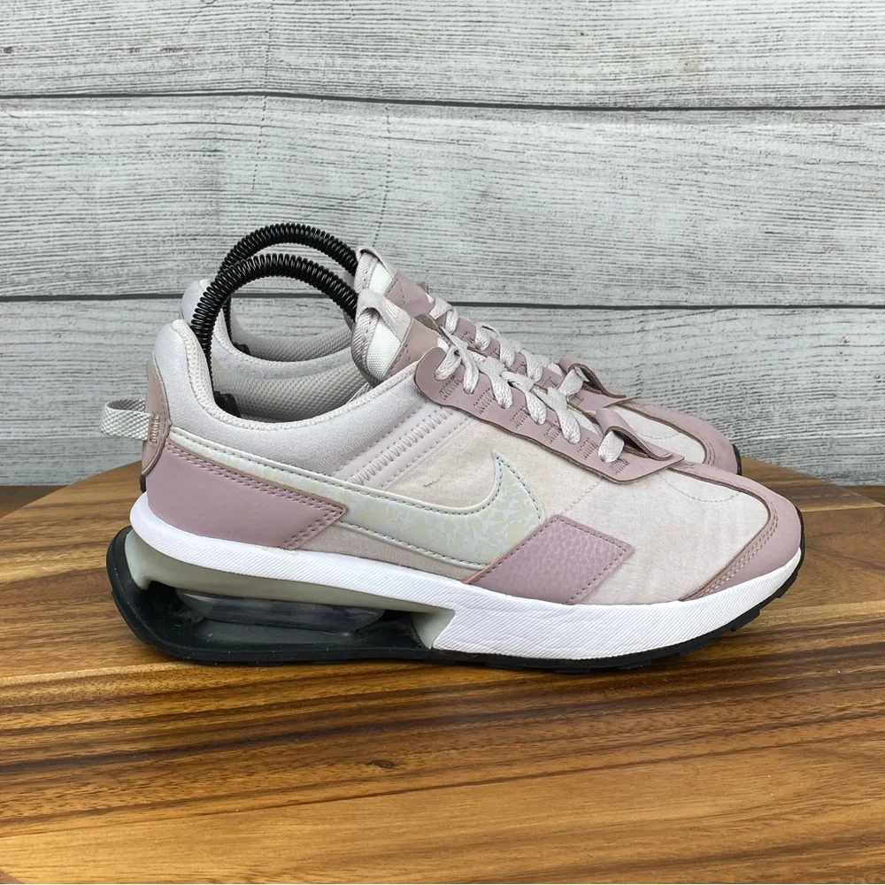 Nike Air Max Pre-Day Venice Plum Purple Fog Shoes DJ5407-500 Women’s Size 6.5